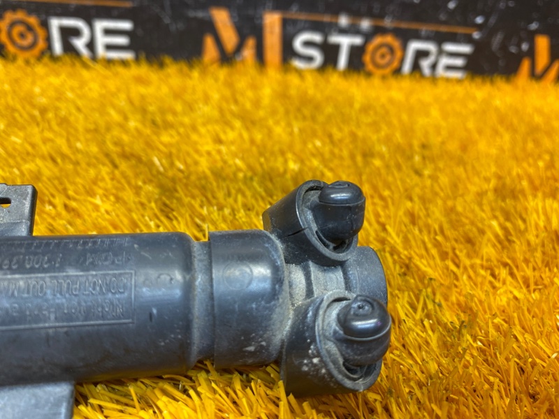 Форсунка омывателя фары, 1000 рублей, Красноярск