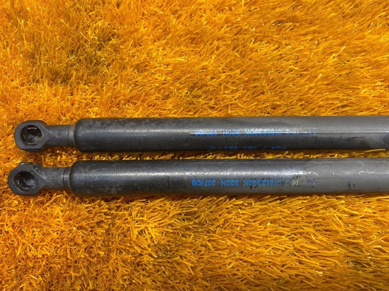 амортизатор багажника, 1500 рублей, Красноярск