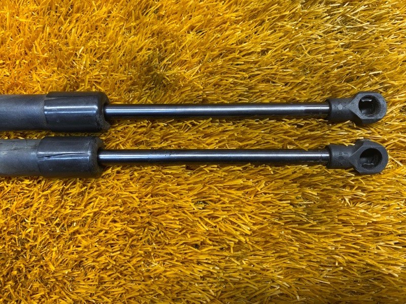 амортизатор багажника, 1500 рублей, Красноярск