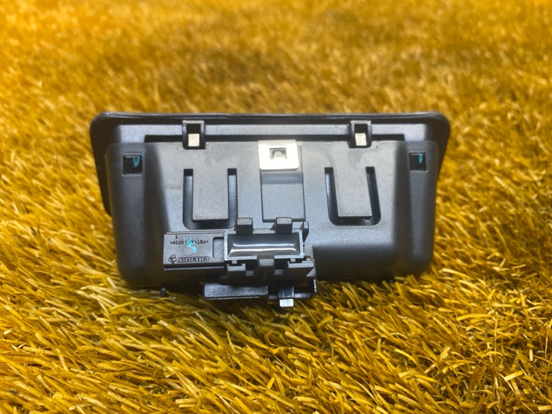 ручка багажника, 1000 рублей, Красноярск