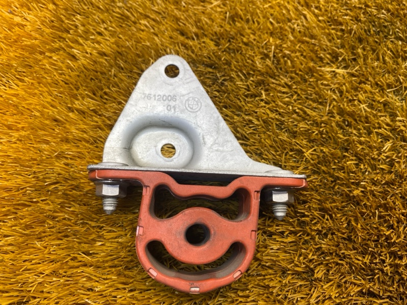 кронштейн глушителя, 900 рублей, Красноярск