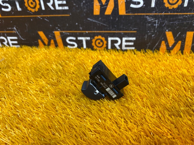 кнопка стеклоподъемника, 300 рублей, Красноярск