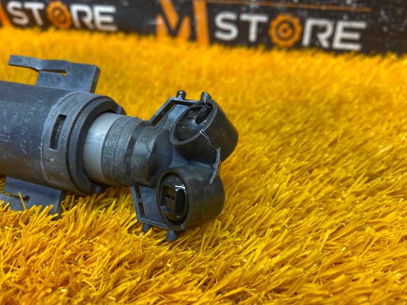 Форсунка омывателя фары, 1000 рублей, Красноярск