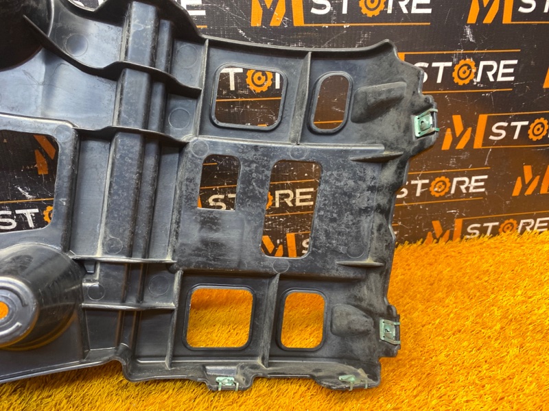 крепление бампера, 720 рублей, Красноярск