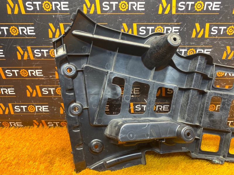 крепление бампера, 720 рублей, Красноярск