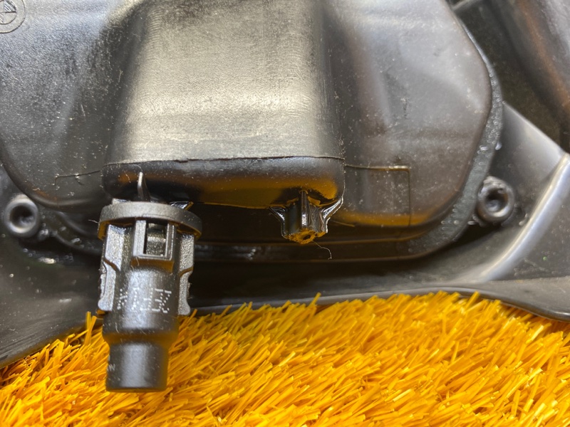 крышка двигателя, 830 рублей, Красноярск