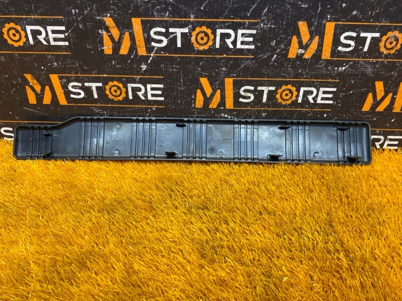 крышка двигателя, 500 рублей, Красноярск