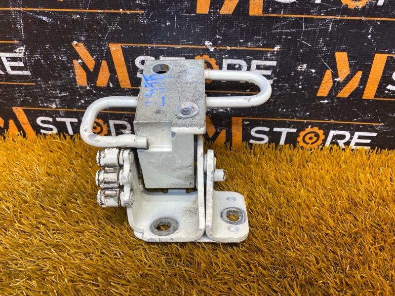 петля двери, 830 рублей, Красноярск