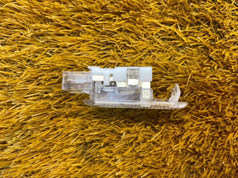 плафон освещения, 100 рублей, Красноярск