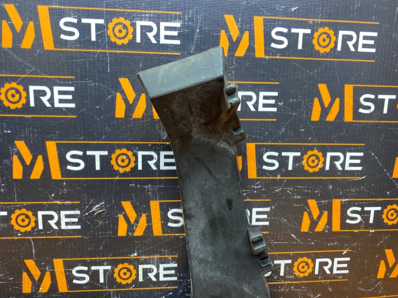 крепление бампера, 300 рублей, Красноярск