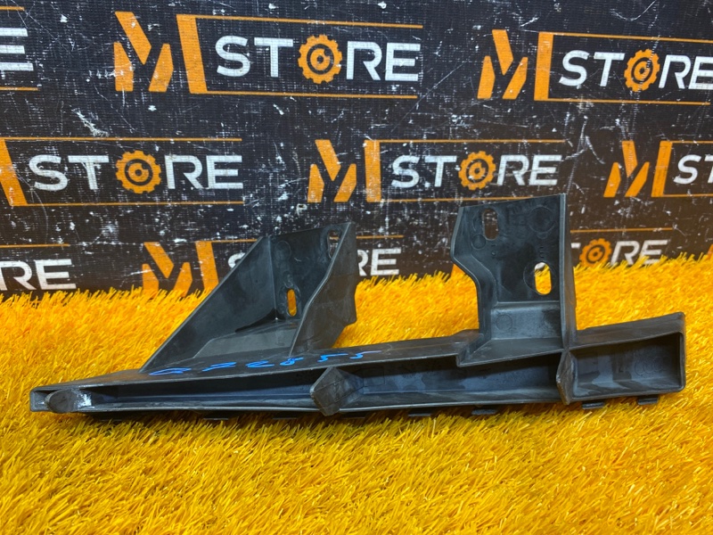 крепление бампера, 800 рублей, Красноярск