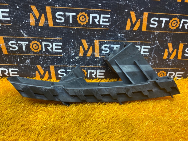 крепление бампера, 800 рублей, Красноярск