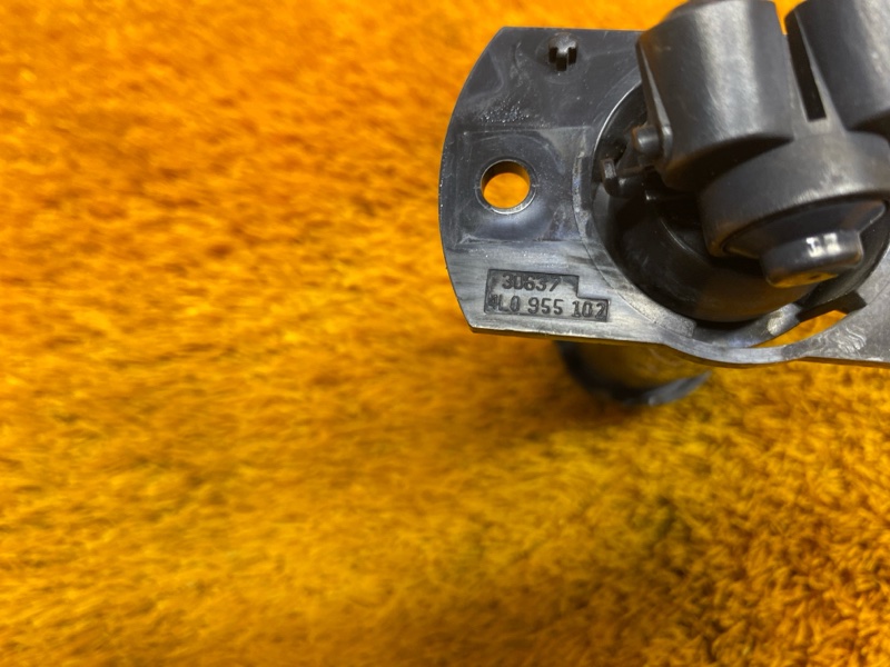 Форсунка омывателя фары, 1000 рублей, Красноярск