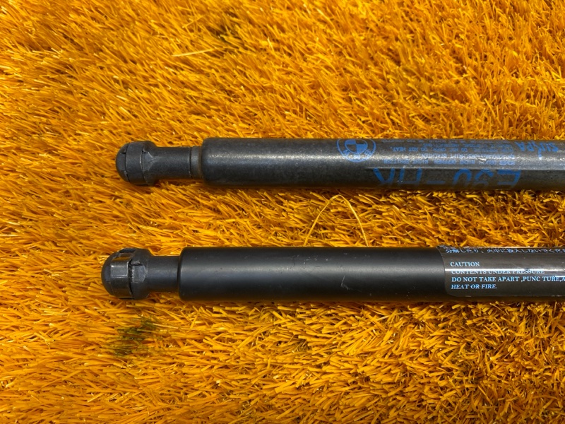 амортизатор багажника, 1500 рублей, Красноярск