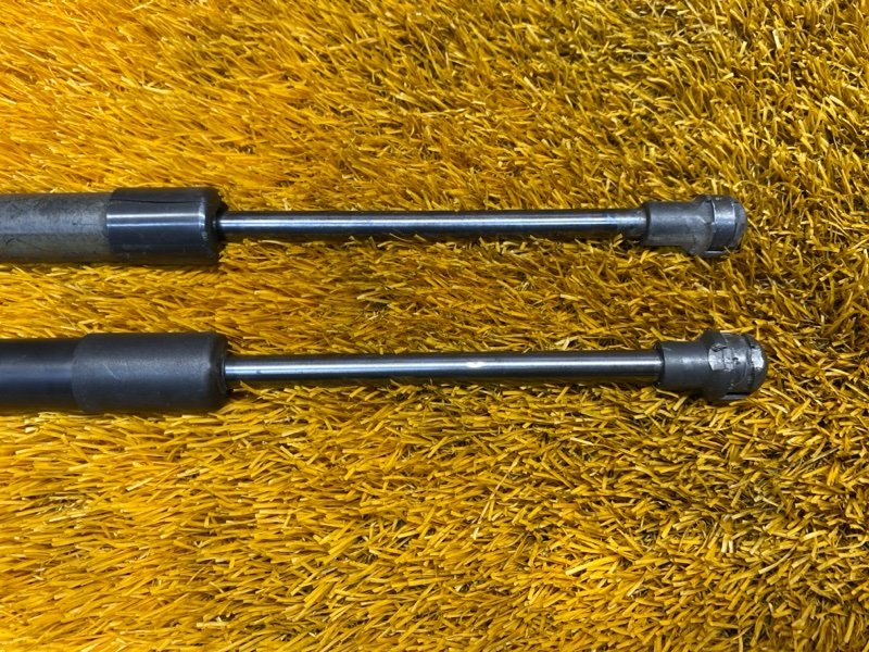 амортизатор багажника, 1500 рублей, Красноярск