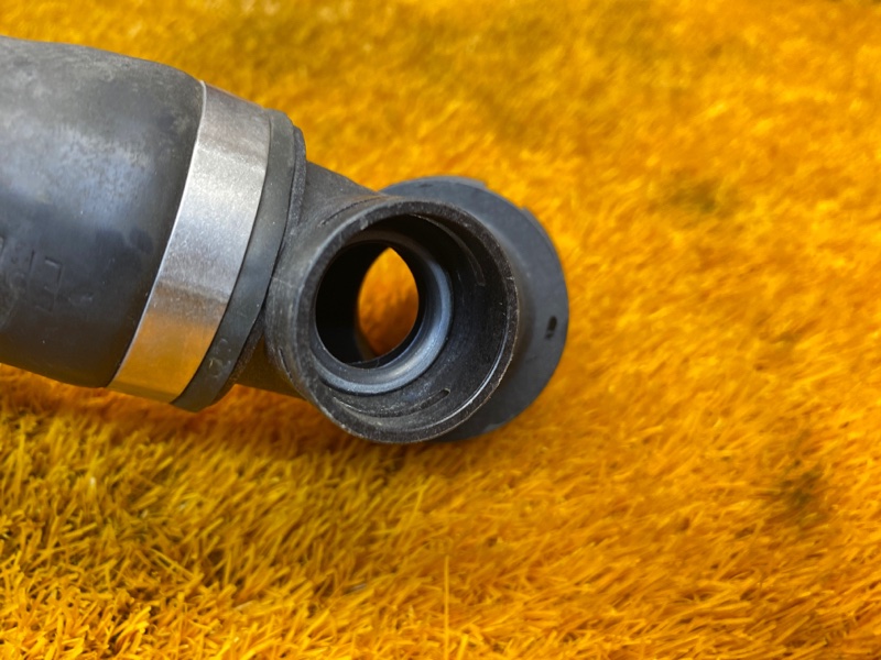 Патрубок радиатора нижний, 1000 рублей, Красноярск