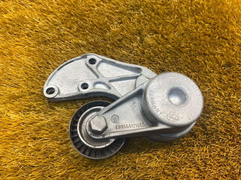 ролик натяжной, 2000 рублей, Красноярск