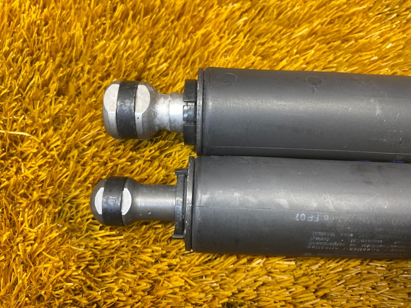 амортизатор багажника, 3500 рублей, Красноярск