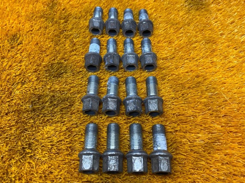 болт колесный, 1380 рублей, Красноярск