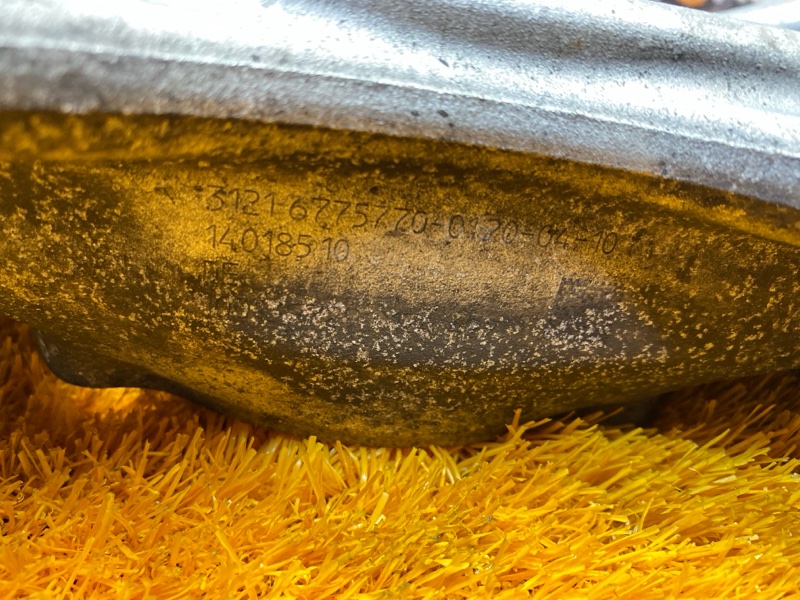 кулак поворотный, 1000 рублей, Красноярск