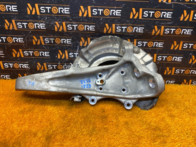 кулак поворотный, 1000 рублей, Красноярск