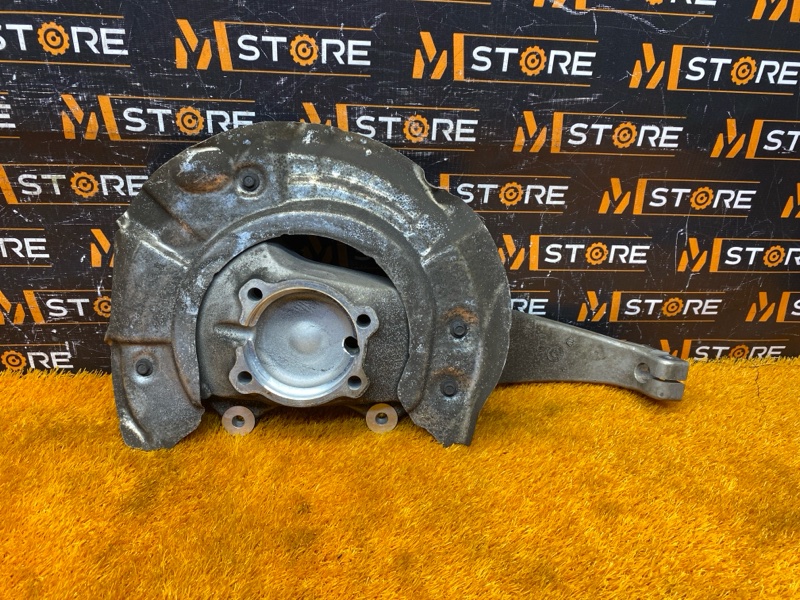 кулак поворотный, 1000 рублей, Красноярск