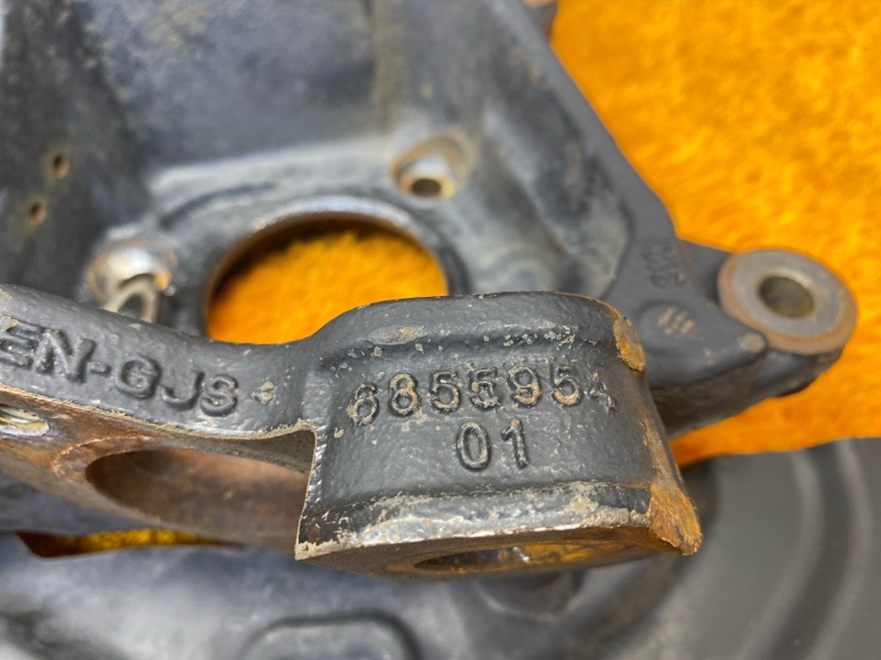 кулак поворотный, 2000 рублей, Красноярск