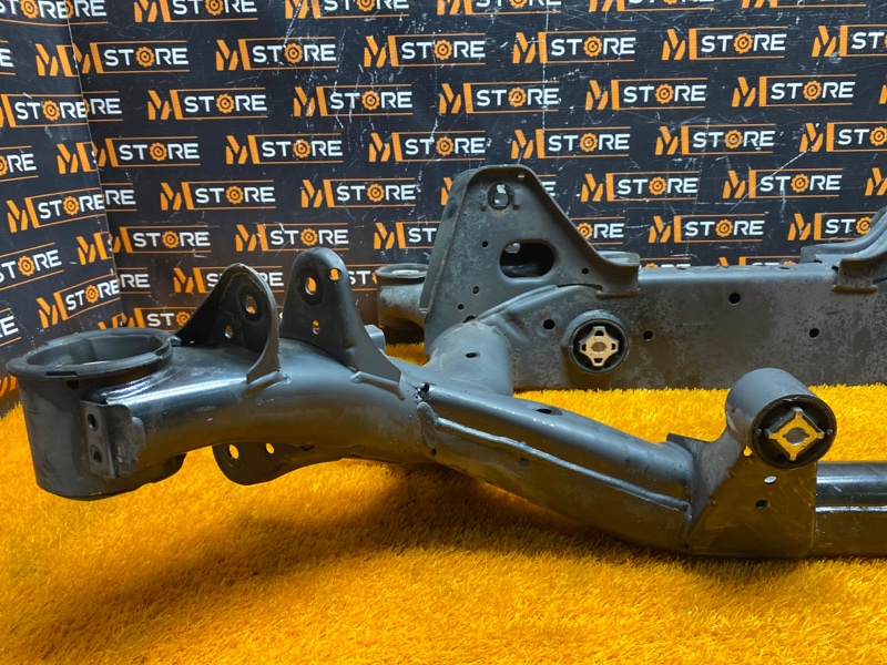 Балка поперечная (подрамник), 2500 рублей, Красноярск