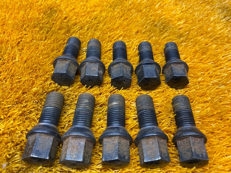 болт колесный, 1710 рублей, Красноярск