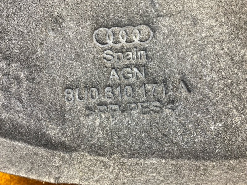 подкрылок, 2500 рублей, Красноярск