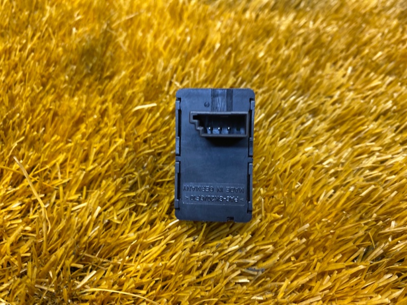 кнопка стеклоподъемника, 300 рублей, Красноярск