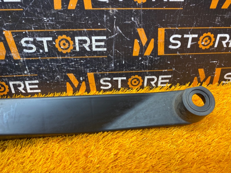 крепление бампера, 200 рублей, Красноярск