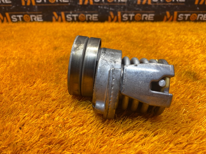 Натяжитель приводного ремня, 1000 рублей, Красноярск