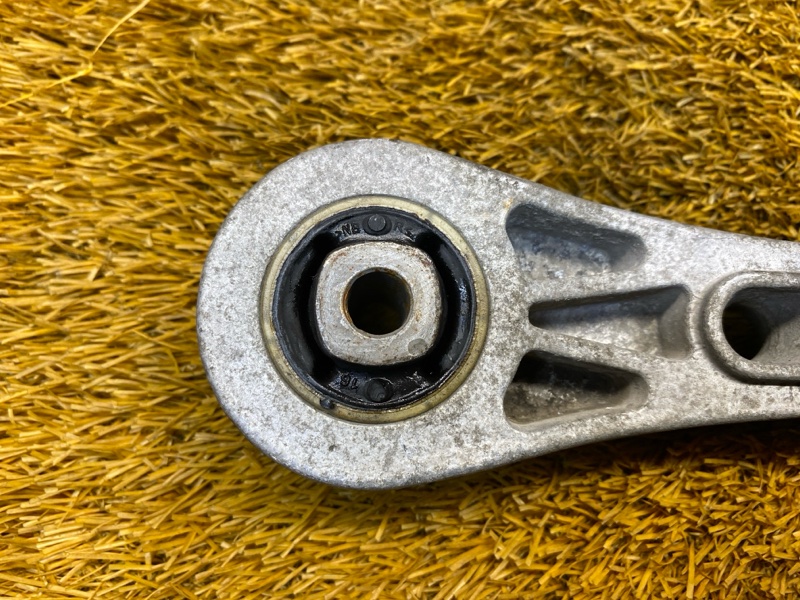 подушка двигателя, 700 рублей, Красноярск