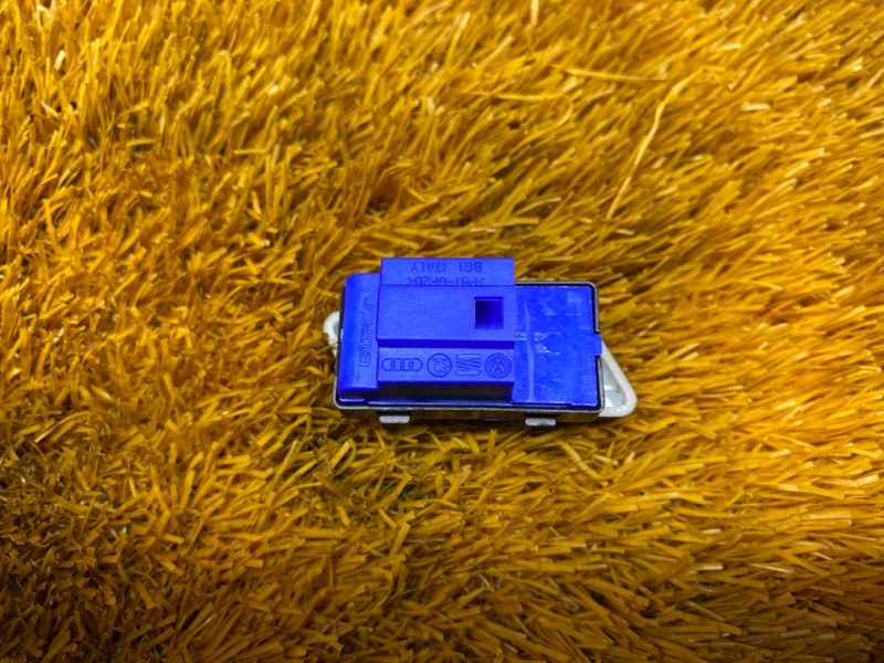 Кнопка центрального замка, 300 рублей, Красноярск