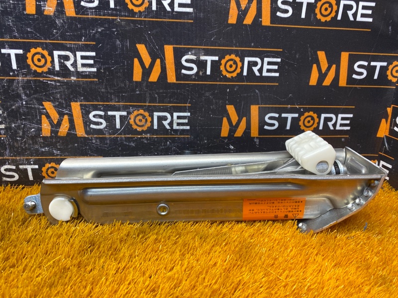 домкрат, 2500 рублей, Красноярск