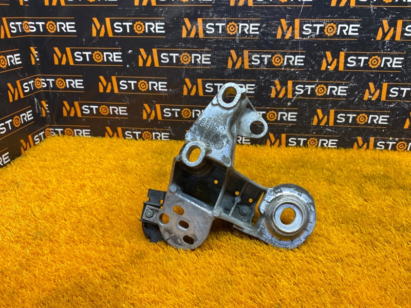 Кронштейн подушки двигателя, 790 рублей, Красноярск