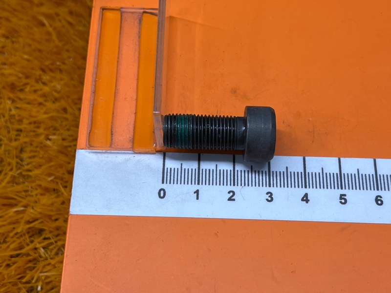 болт гидротрансформатора, 400 рублей, Красноярск