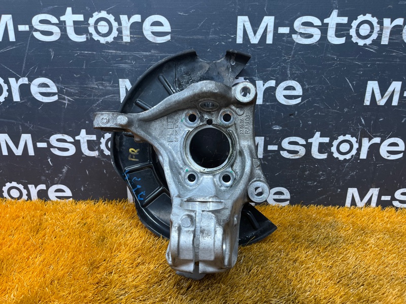 кулак поворотный, 2000 рублей, Красноярск