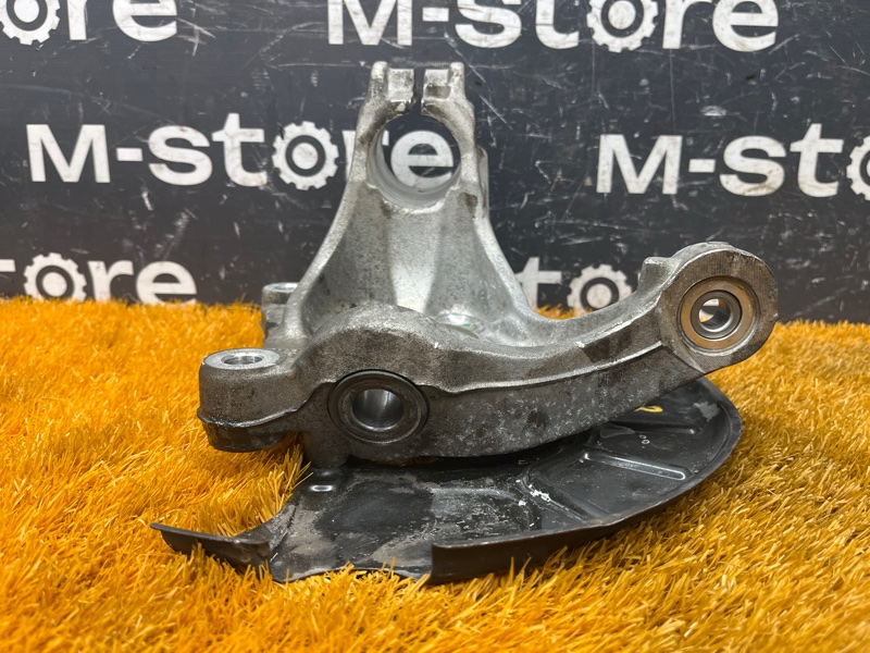 кулак поворотный, 2000 рублей, Красноярск