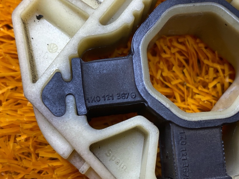 крепление радиатора, 500 рублей, Красноярск