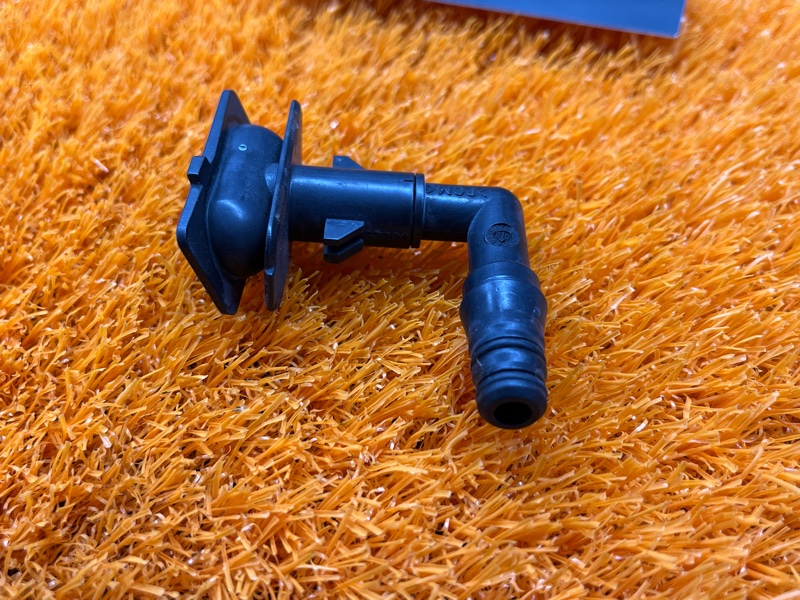 Форсунка омывателя фары, 1600 рублей, Красноярск