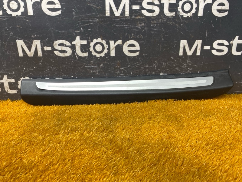 Накладка на порог салона, 800 рублей, Красноярск