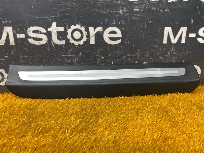 Накладка на порог салона, 600 рублей, Красноярск