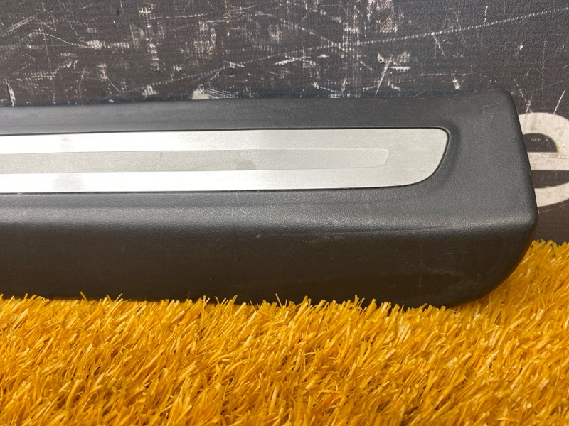 Накладка на порог салона, 600 рублей, Красноярск