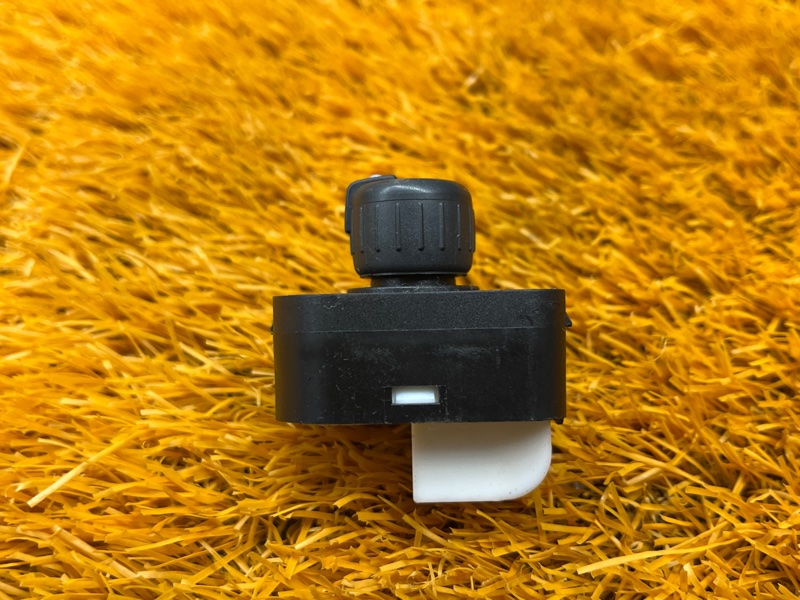 Кнопка регулировки зеркал, 300 рублей, Красноярск