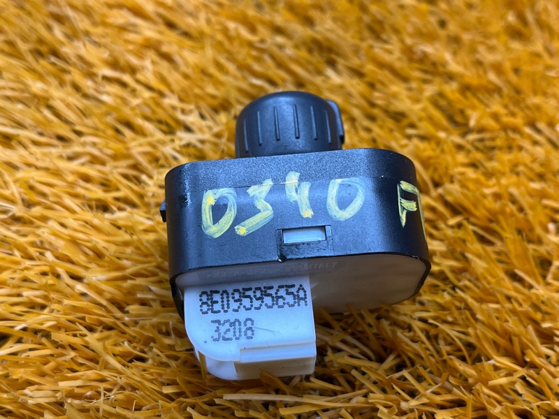 Кнопка регулировки зеркал, 300 рублей, Красноярск