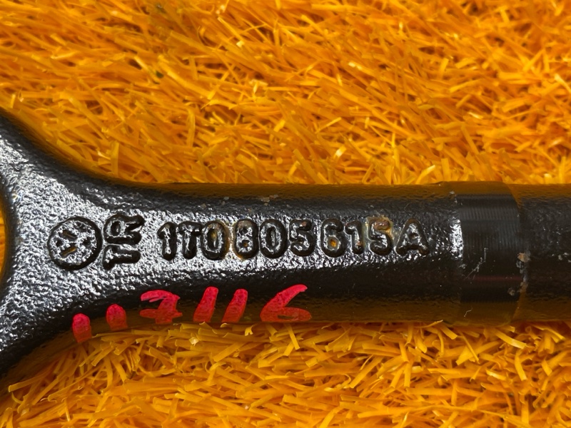 Крюк буксировочный, 1300 рублей, Красноярск