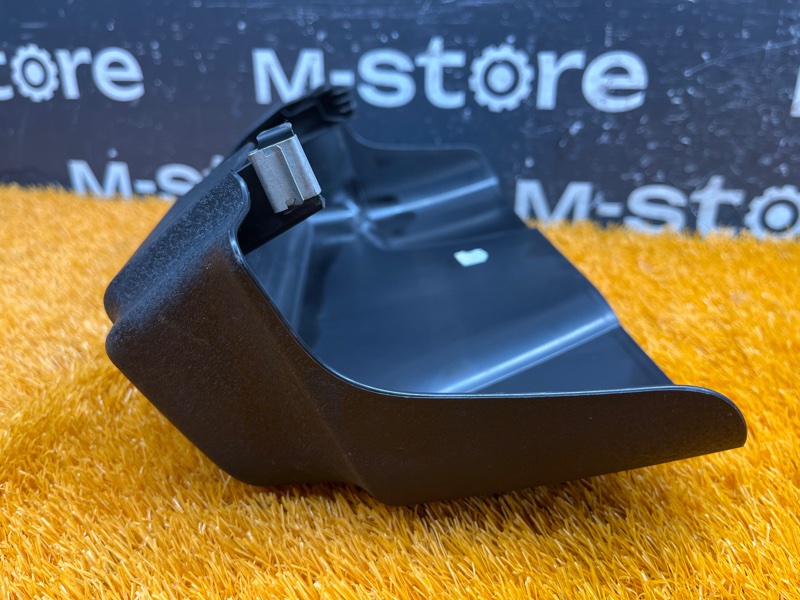 крышка двигателя, 1000 рублей, Красноярск