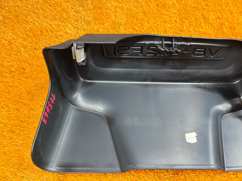 крышка двигателя, 1000 рублей, Красноярск